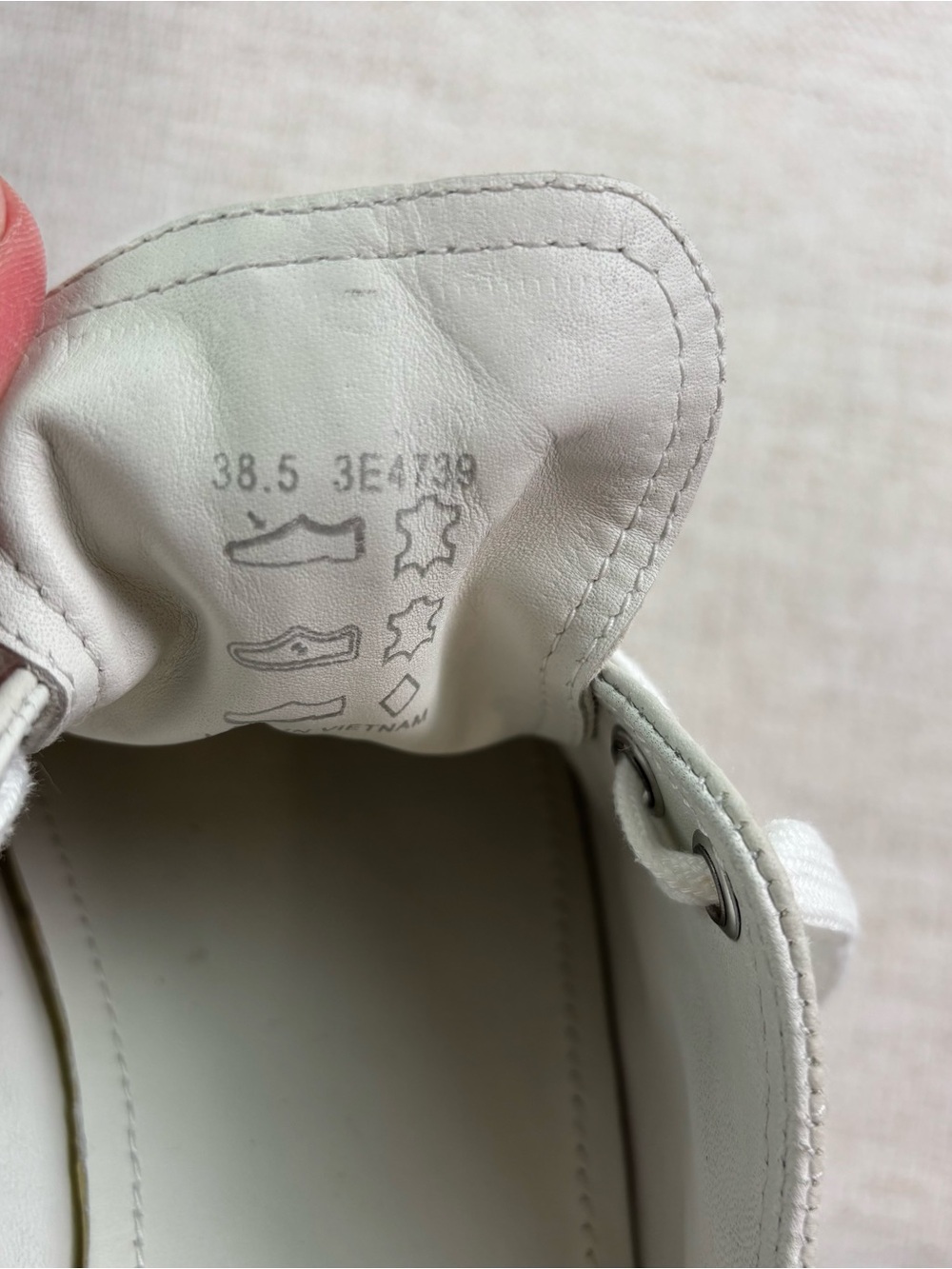 Prada women's size 38.5 White Leather low top Sneakers with Red Stripe Detail - Picture 12 of 16